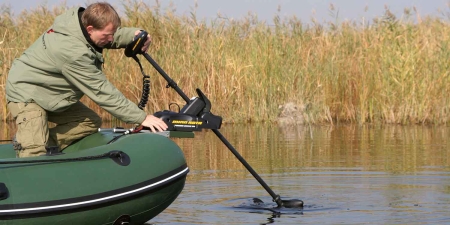 Allroundmarin Niro-Bugplattform für E-Motoren zum Kleben am Schlauchboot